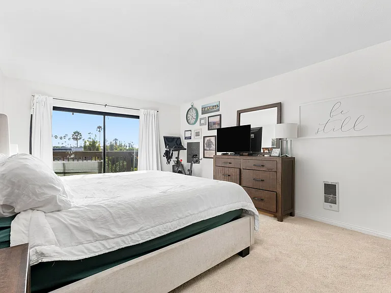 4650 W Point Loma Blvd #302 — Photo 30