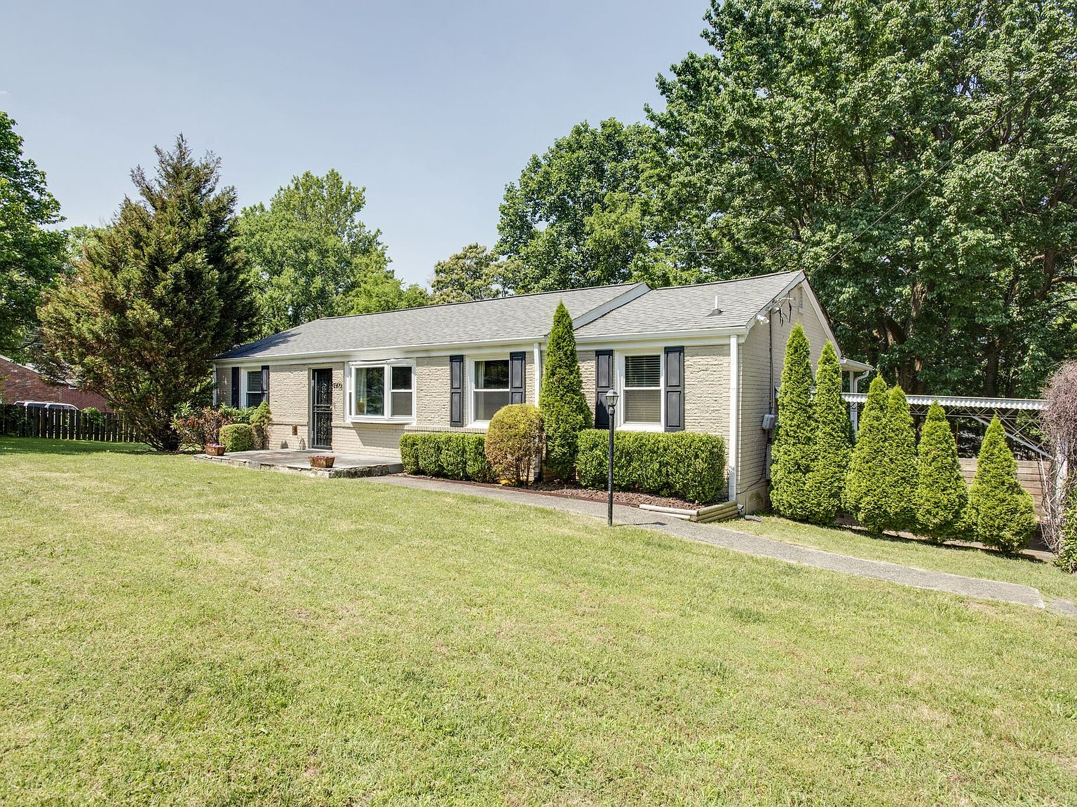 4905 Trousdale Dr, Nashville, TN 37220 Zillow