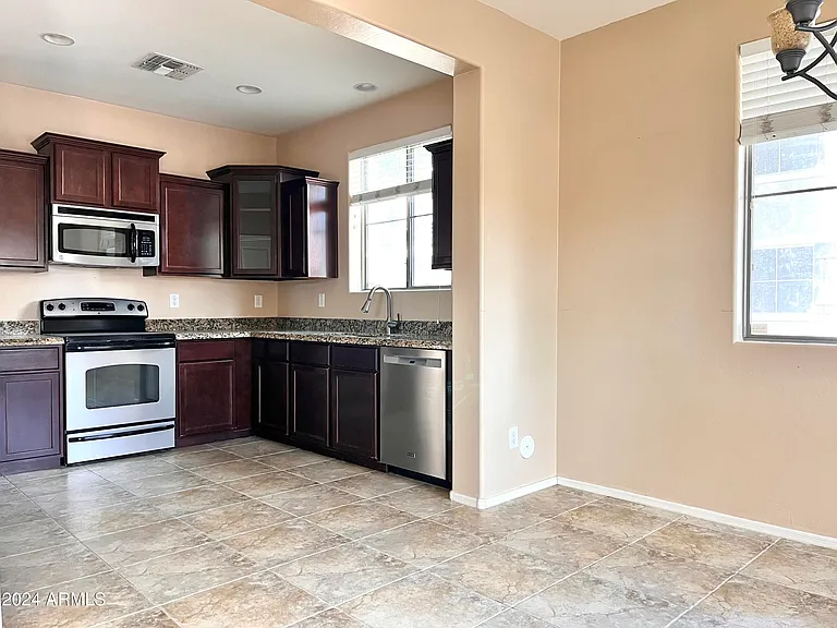 2850 S Brett St — Photo 5
