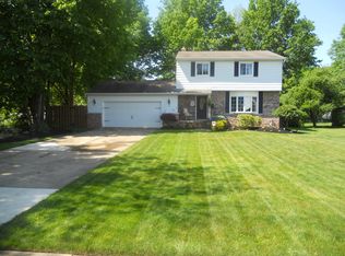 488 E 321st St, Willowick, OH 44095