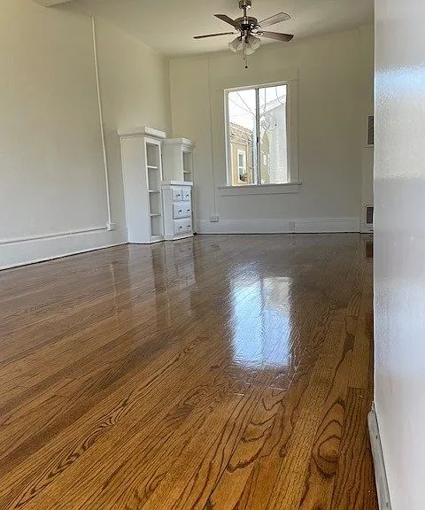 1042 E 1st St #1044-1/2 — Photo 3