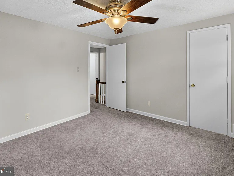 23 Underwood Pl — Photo 12