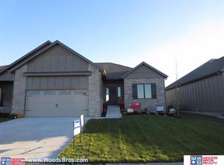 10025 Shore Front Model Dr, Lincoln, NE 68520