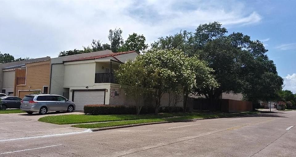 1st image of 7901 Creekbend Dr
