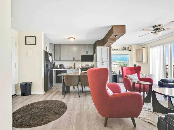 9229 Queens Blvd APT 8F, Rego Park, NY 11374