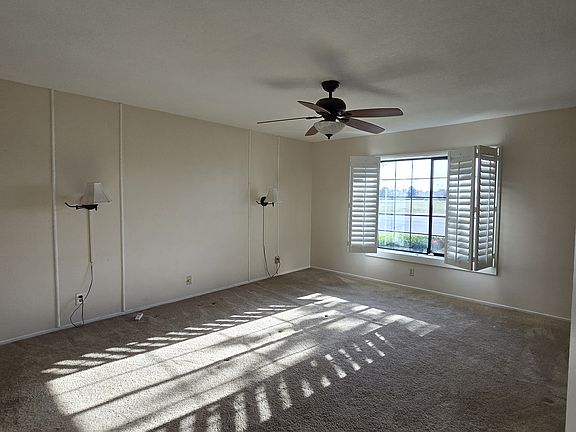 4th image of 42821 15th St W Unit 3