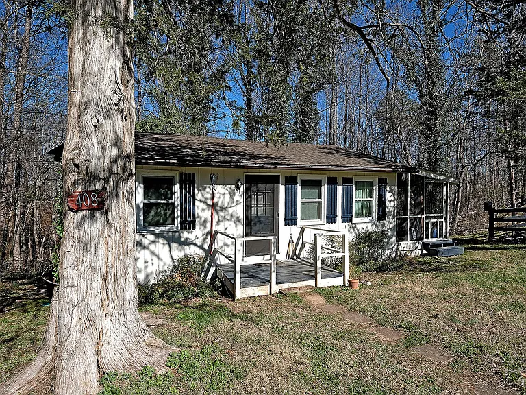 408 Wild Turkey Ln — Photo 1