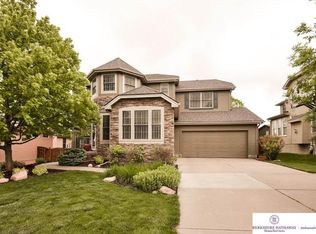 557 S 180th Ave, Omaha, NE 68022
