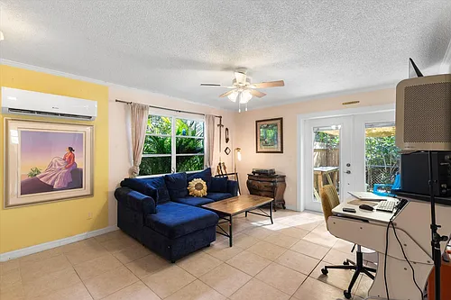 29284 Coconut Palm Dr Photo 1