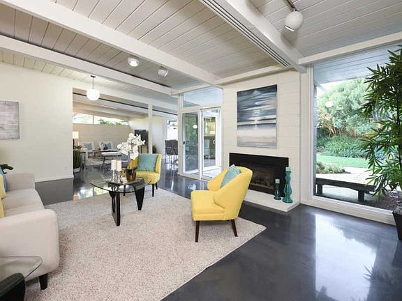 4th image of 305 Tioga Ct