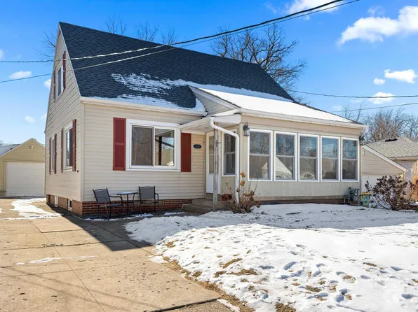 2408 W Callender Ave, West Peoria, IL 61604