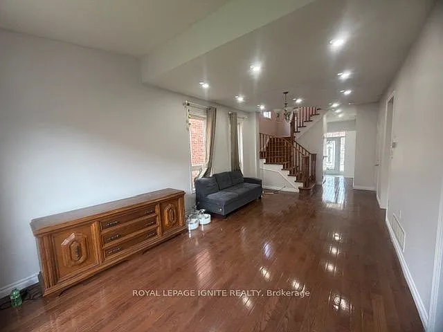110 Pantomine Blvd #MAIN — Photo 7