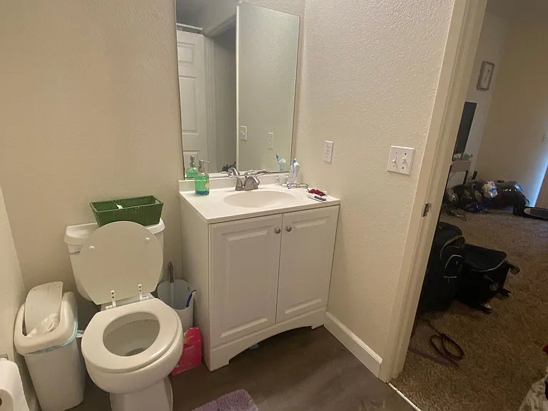 645 Adams St #1 — Photo 11