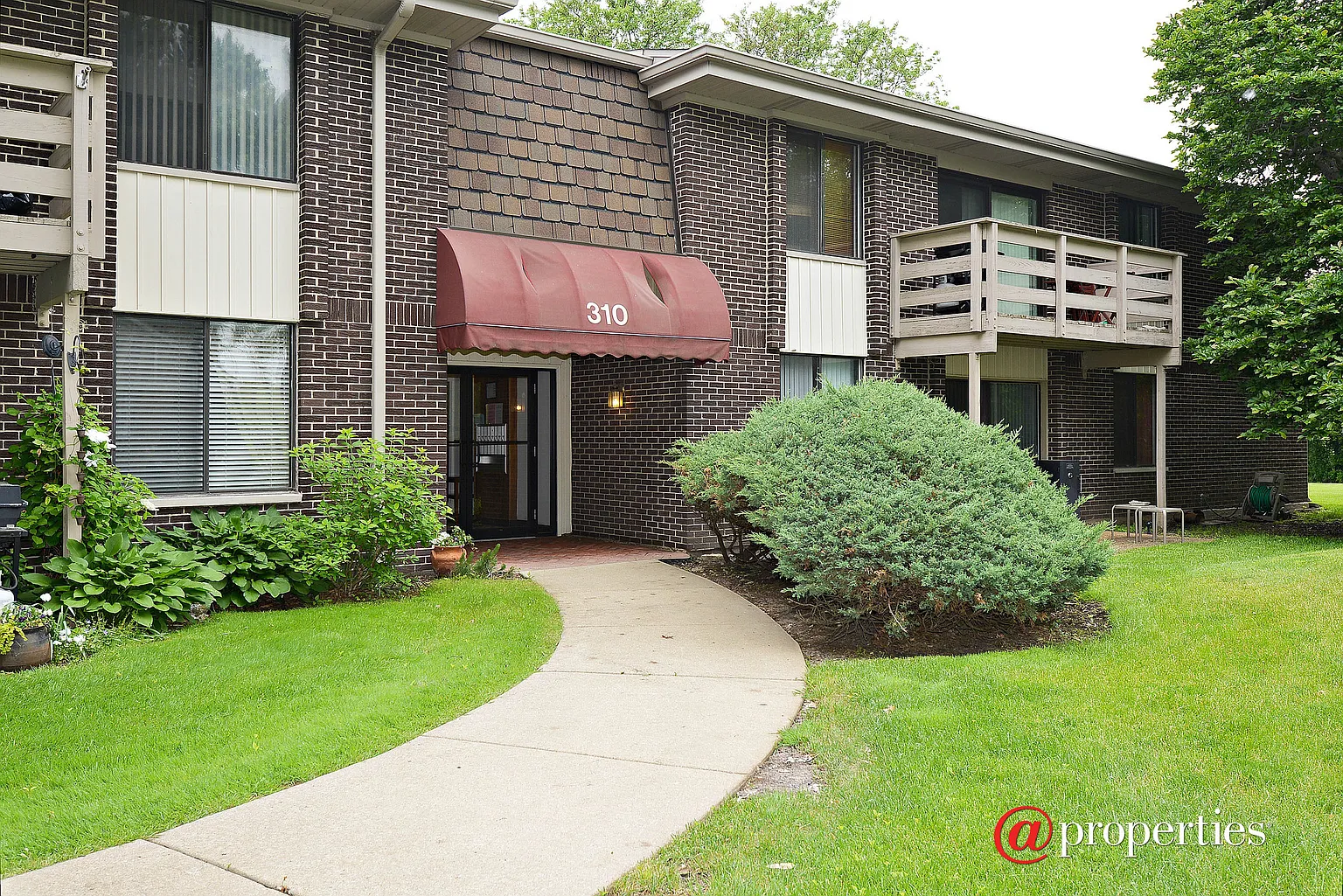 310 Greenbriar Rd APT 2A photo 1