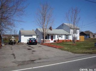 4807 Verplank Rd, Clay, NY 13041