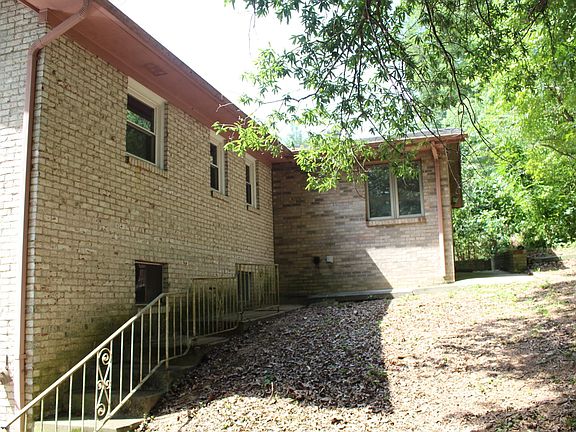 2nd image of 1310 Baldridge Dr