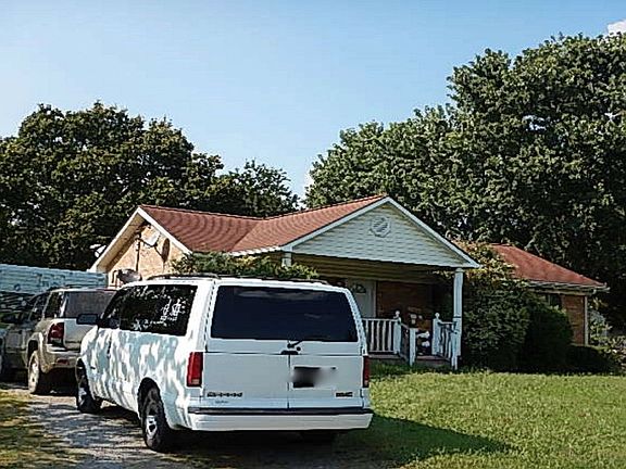 3rd image of 6337 Sunnyside Dr