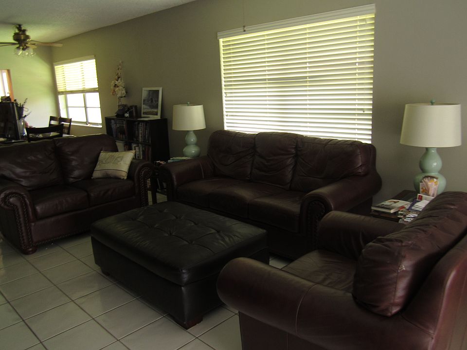 1st image of 2845 SW 22nd Ave APT 208