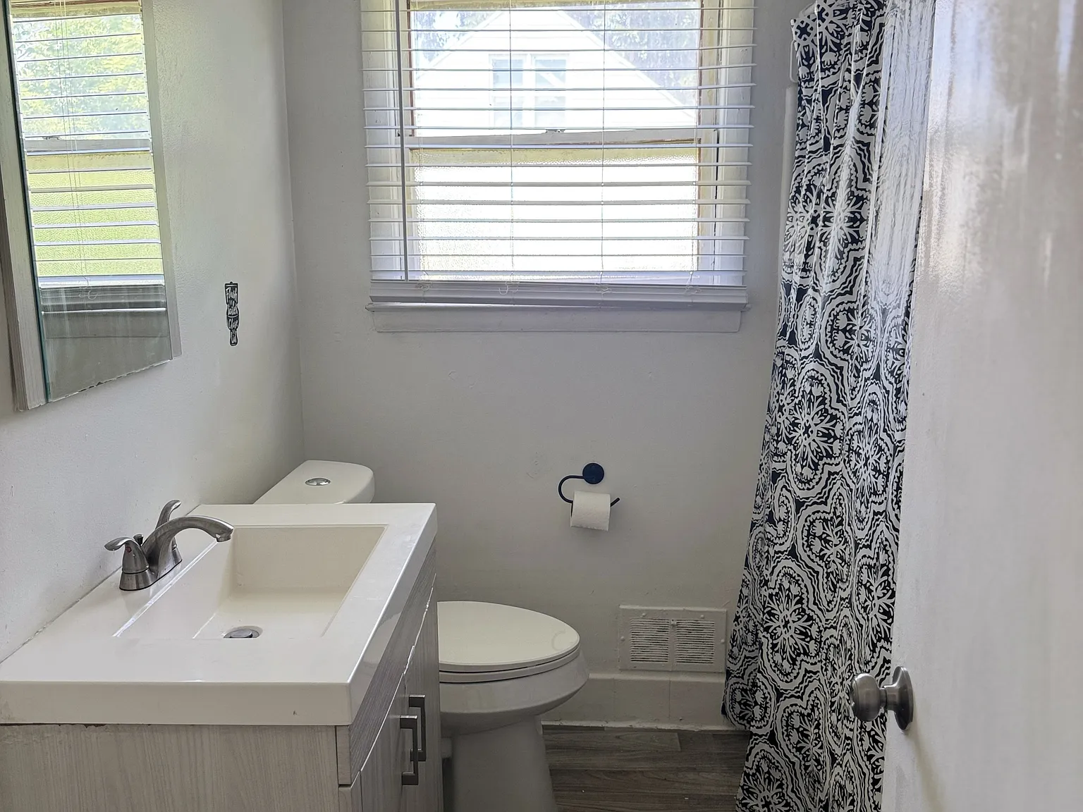 20246 Bloom St - MI - 1 — Photo 4