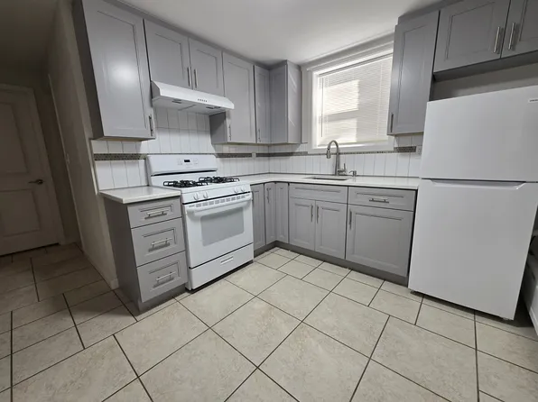 117 Riverview Ave, North Arlington, NJ 07031
