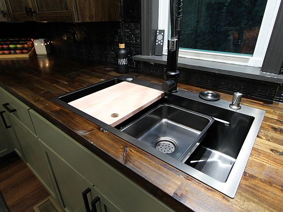 5th image of 3355 Harvieland Rd