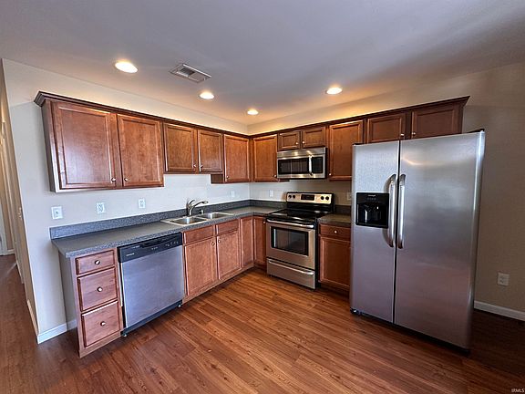 5th image of 2301 W Michigan St Unit G