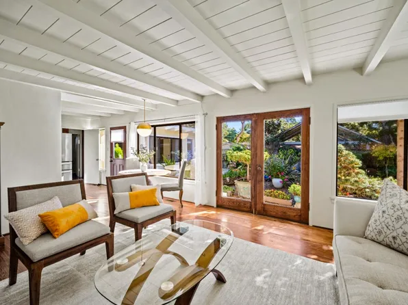 5855 Junipero Ave, Carmel, CA 93923