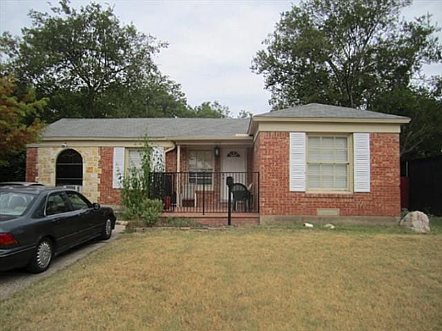 1st image of 1723 Thale Dr