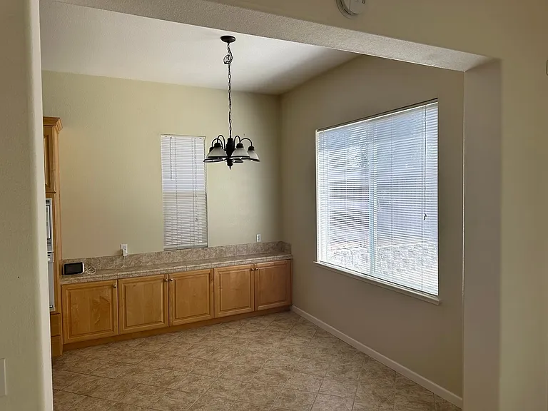 5616 Plumbridge Way — Photo 7