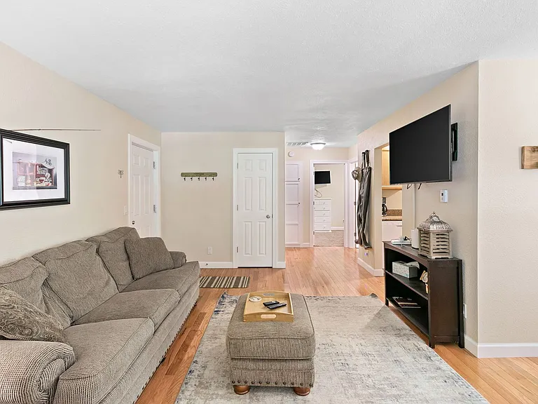 Timber Ridge Apartments (Timber Ridge 64 LLC) — Photo 5