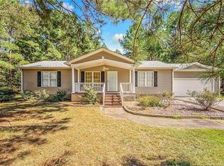 633 Chuckar Ct, Vass, NC 28394