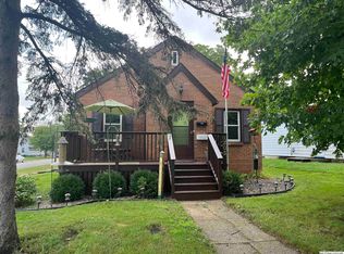 1203 S Pennsylvania Ave, Mason City, IA 50401
