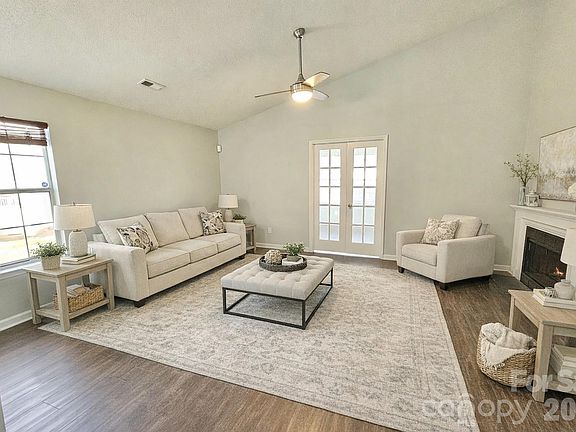 4th image of 8119 Tremaine Ct APT J