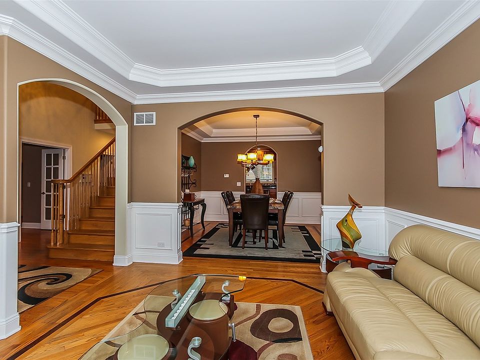 1st image of 1703 Winchester Ln