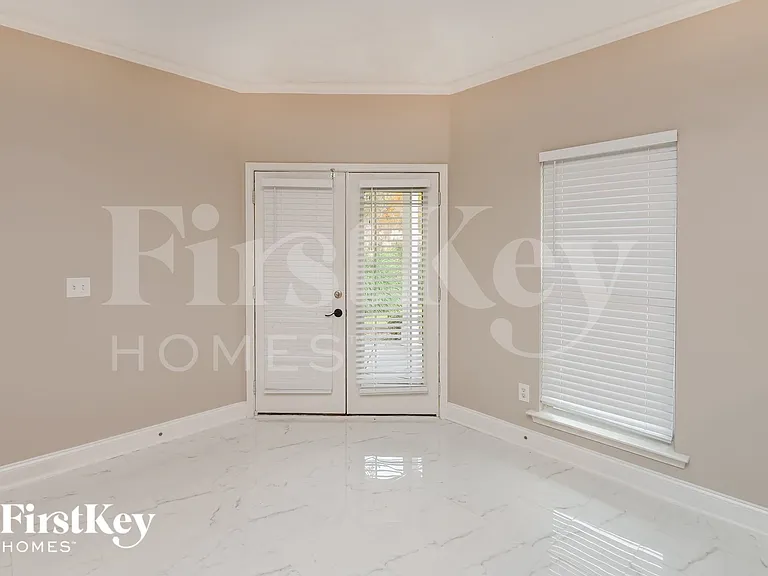 8610 Taybrook Dr — Photo 8