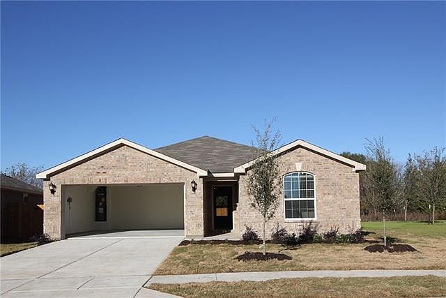 1st image of 218 Silver Leaf Dr