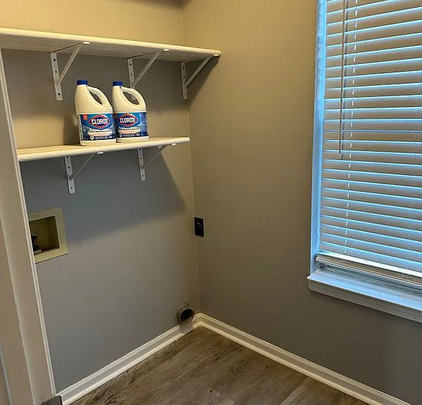 8085 Creekwood Cir E — Photo 15