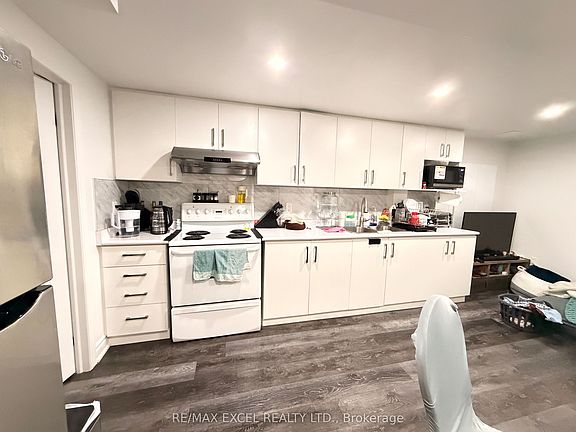 2nd image of 392 Elson St #Basement