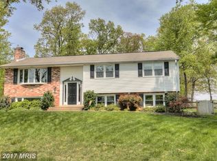 14924 Boydell Dr, Centreville, VA 20120