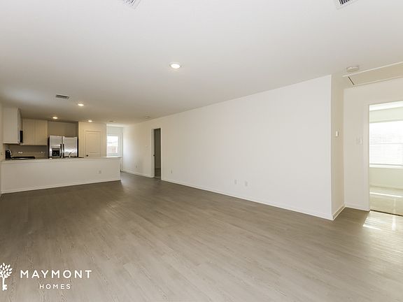 5th image of 941 Birkdale Dr