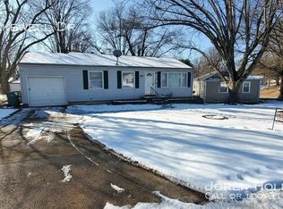 1136 Bakewell Dr, Saint Louis, MO