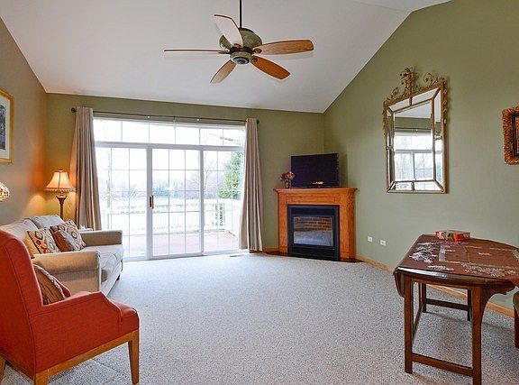 3rd image of 1481 Catalina Ln