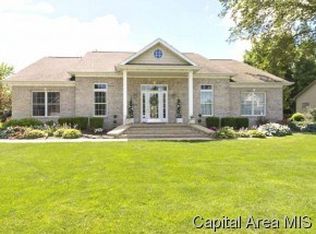 506 Walker Rdg, Rochester, IL 62563