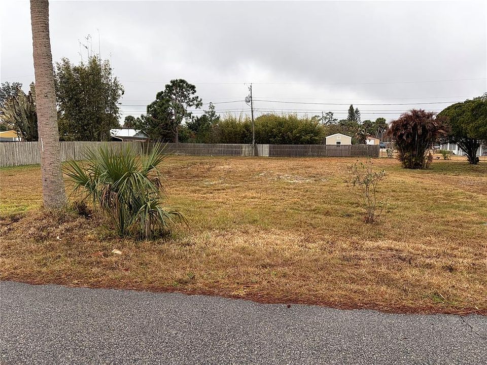 2nd image of 1020 Ruth Dr