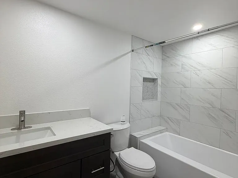 1088 San Gabriel Blvd — Photo 12