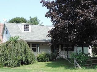 7 Campus Ave, Spring Grove, PA 17362