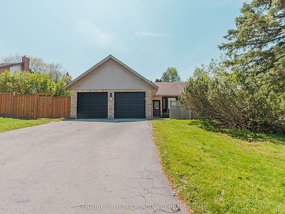 3rd image of 15 Bybrook Ct