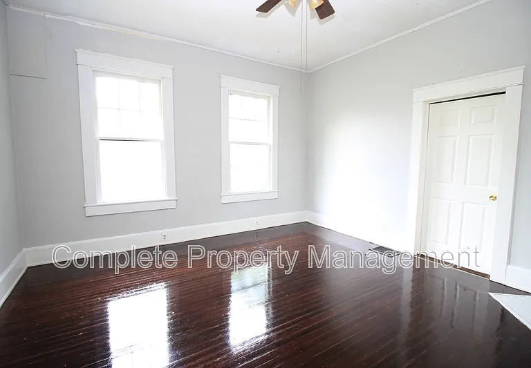 1822 Exeter Ave — Photo 8