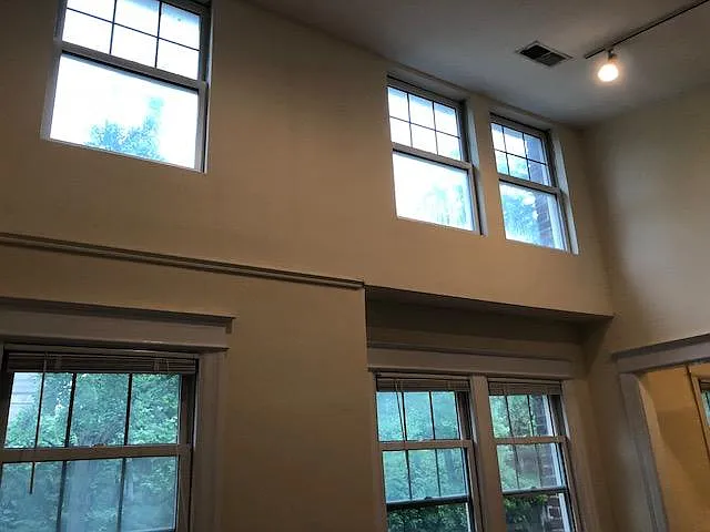 Studio, 400 sqft, $1,575 — Photo 2