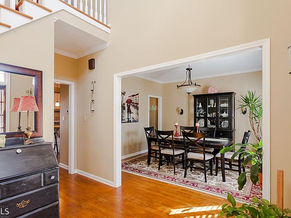 4th image of 205 Drumcliff Ct